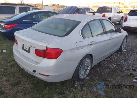 2012 BMW 328I из США, поврежденный, VIN WBA3A5G52CNP17495